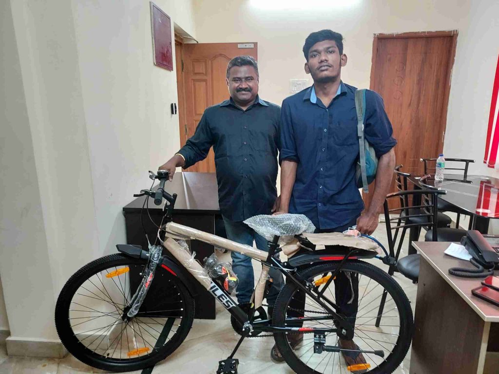 Bicycle Support 3