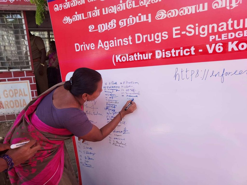 Drug Awareness Signing Campaign 3